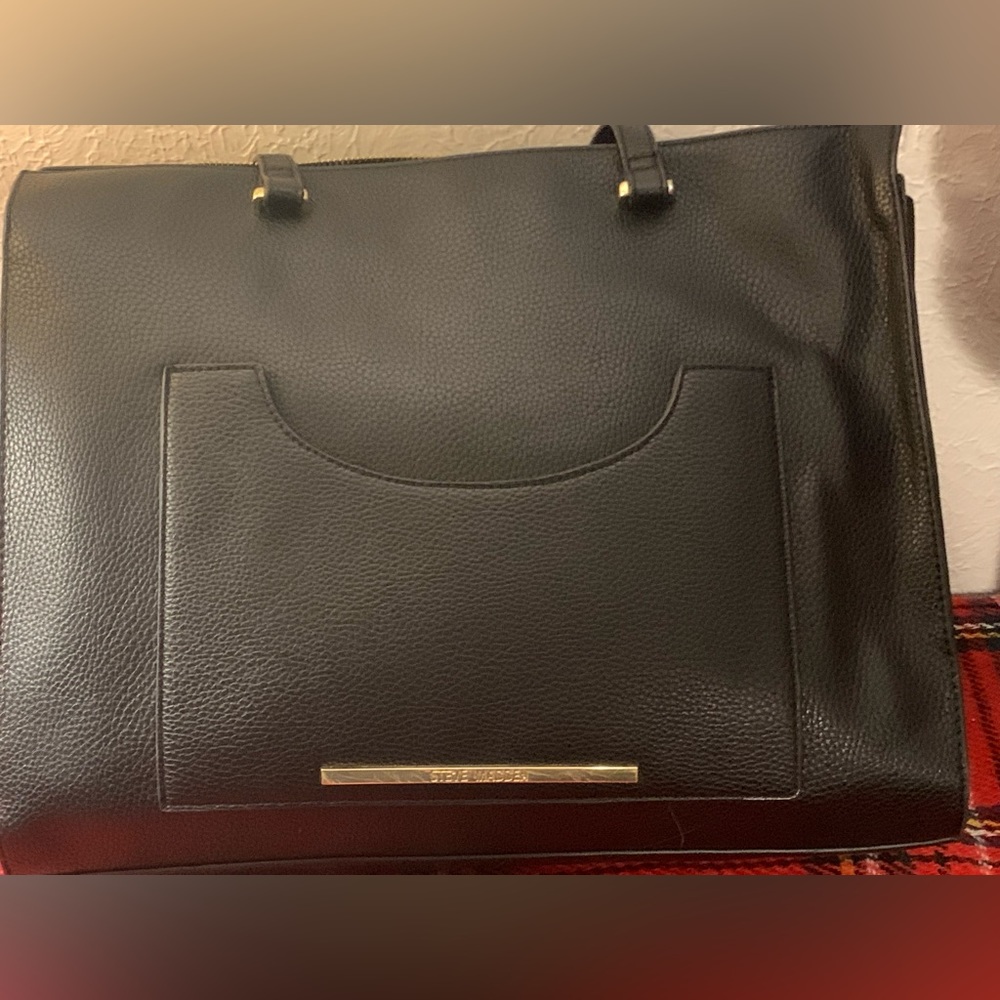 Steve Madden black leather tote